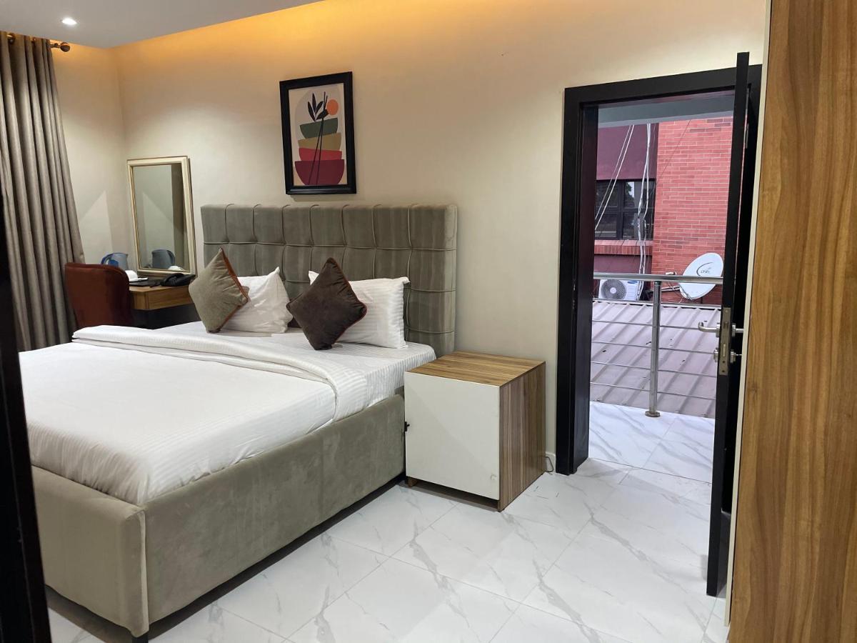 Choice Suites Signature Ikeja Exterior foto